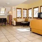 公寓 索波特庄园公寓酒店 *
